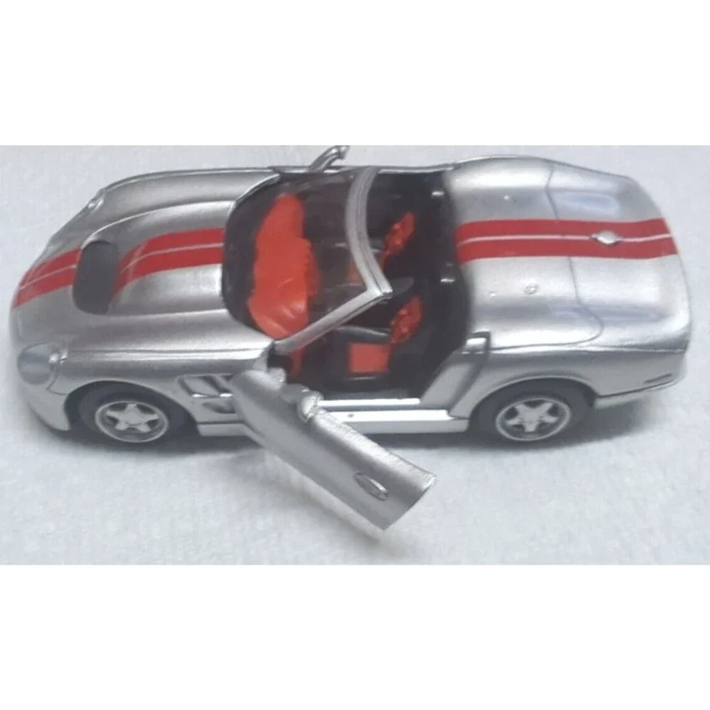 Vintage DieCast 2000 Shelby Series 1 Silver Red Stripe 1:32 Scale New Ray Brand